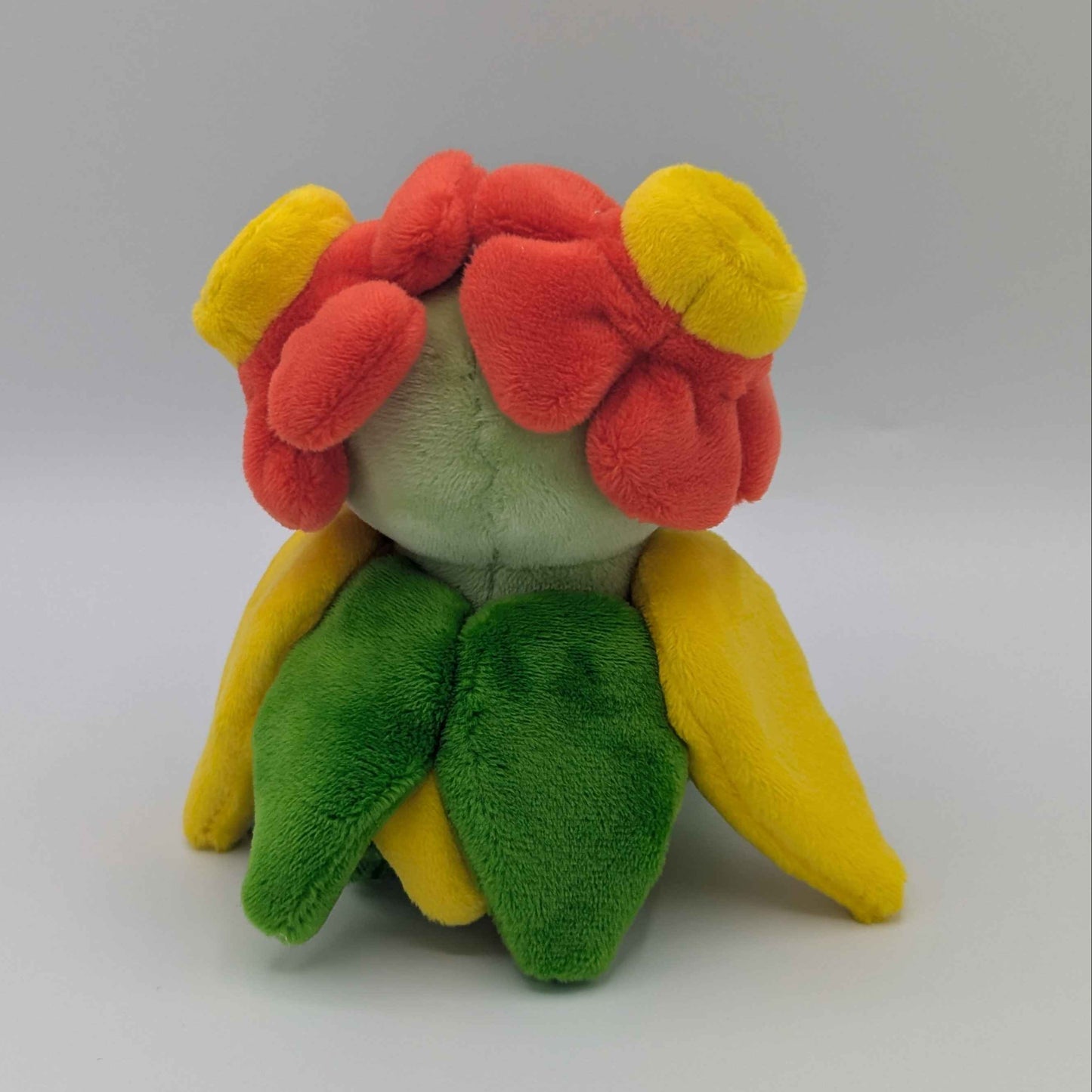 Pokemon Center Japan Pokemon Fit Bellossom Plush