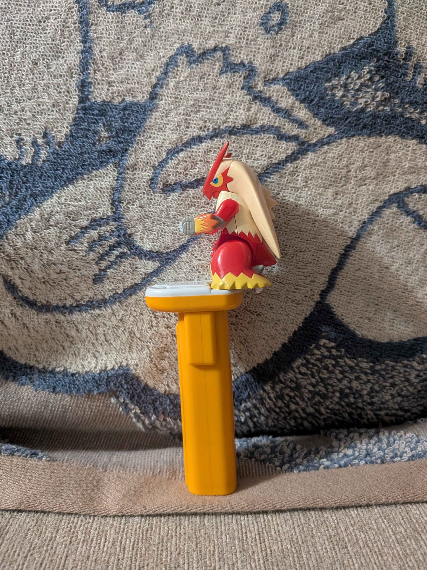 Pokémon Bandai Japan Blaziken PEZ Candy Figure