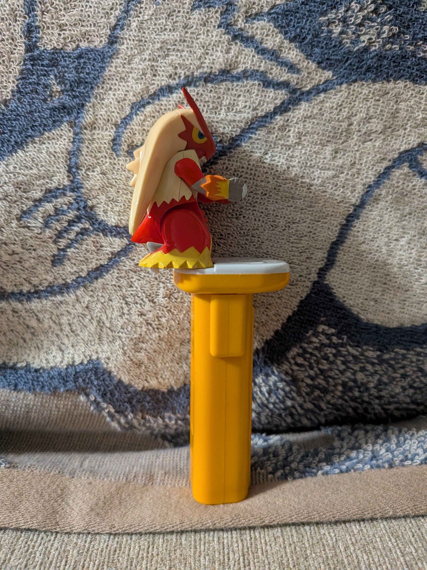 Pokémon Bandai Japan Blaziken PEZ Candy Figure