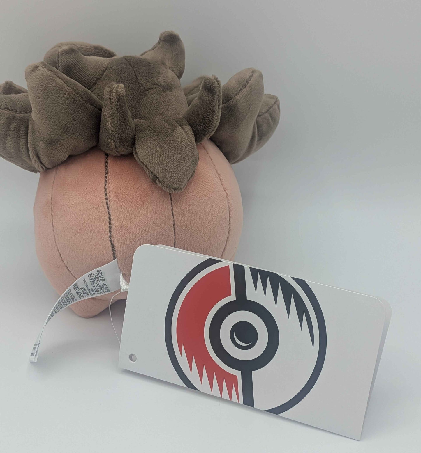 Plush toy of the Pokemon Pumpkaboo
