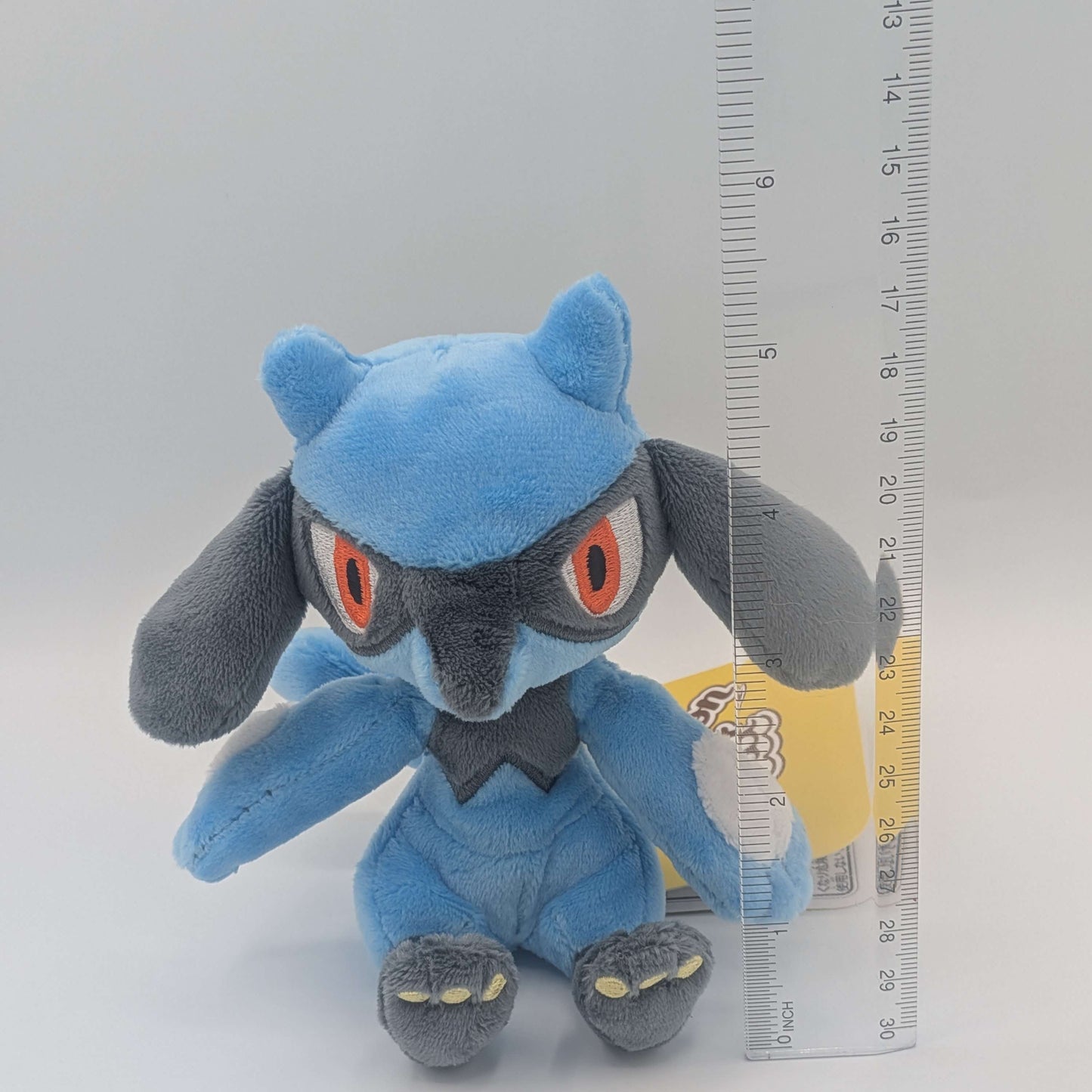 Pokemon Center Japan Pokemon Fit Riolu Plush