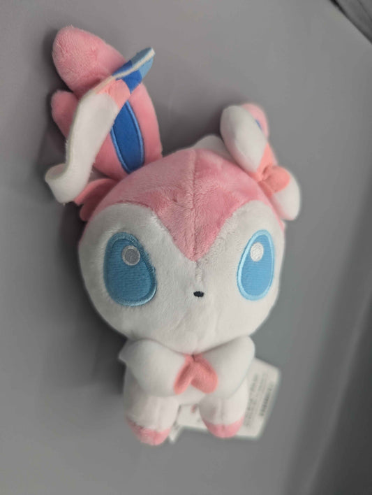 Pokemon Center Pokemon Doll Sylveon Plush