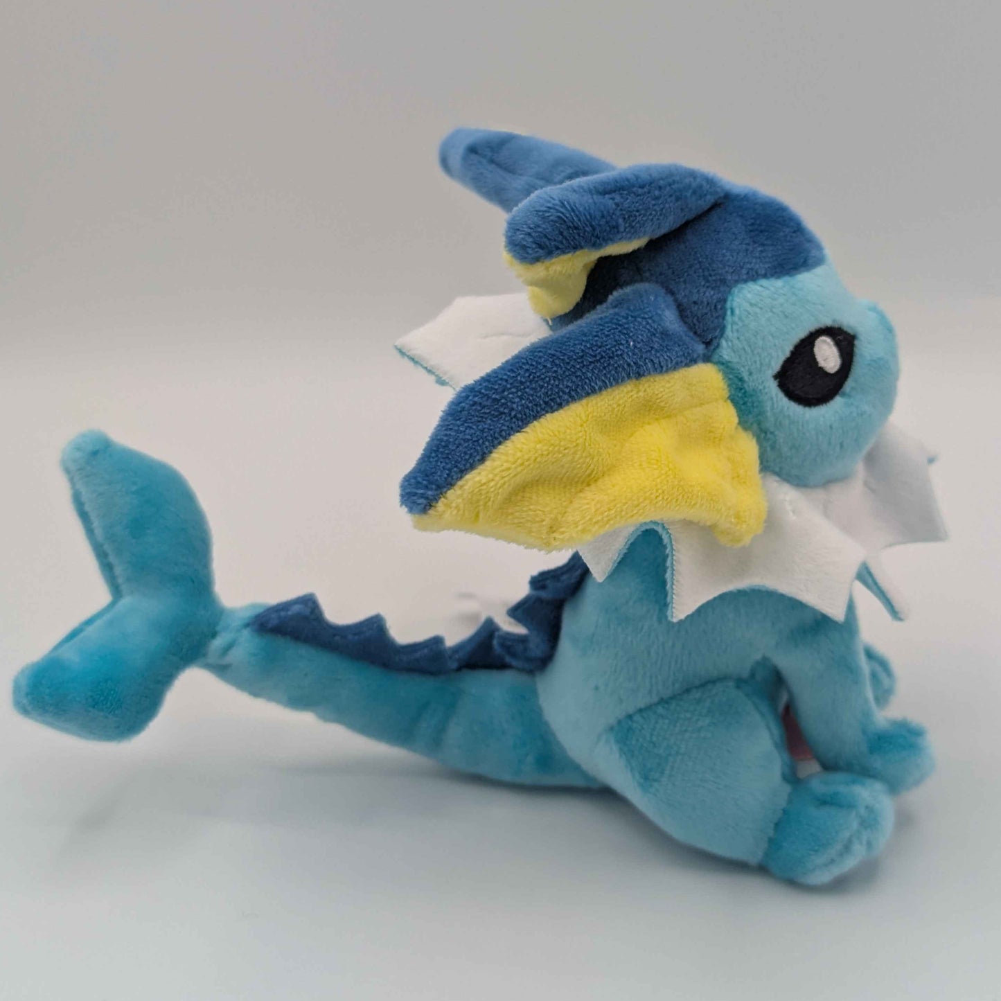 Pokemon Center Japan Pokemon Fit Vaporeon Plush